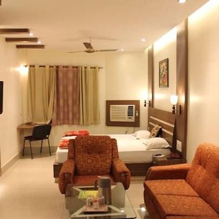 Hotel Anurag Rourkela Esterno foto